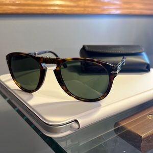 Persol 714 Sunglasses